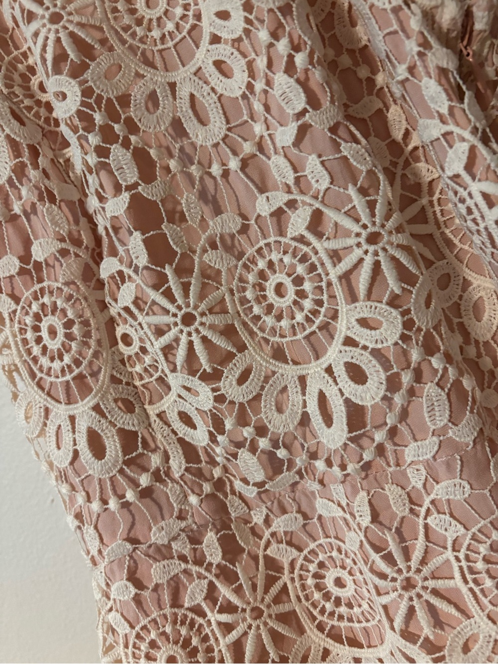 Hollister Light pink lace overlay dress - Picture 3 of 4